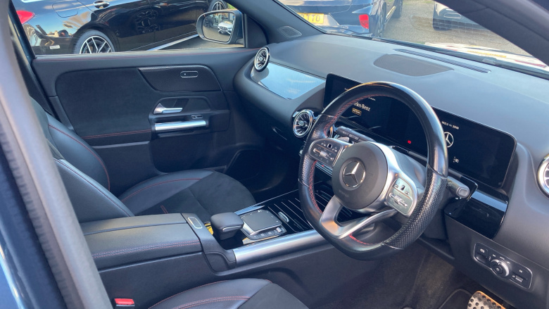 Mercedes-Benz GLA 180 AMG Line Premium 5dr Auto Petrol Hatchback